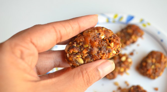 Dry fruit bites