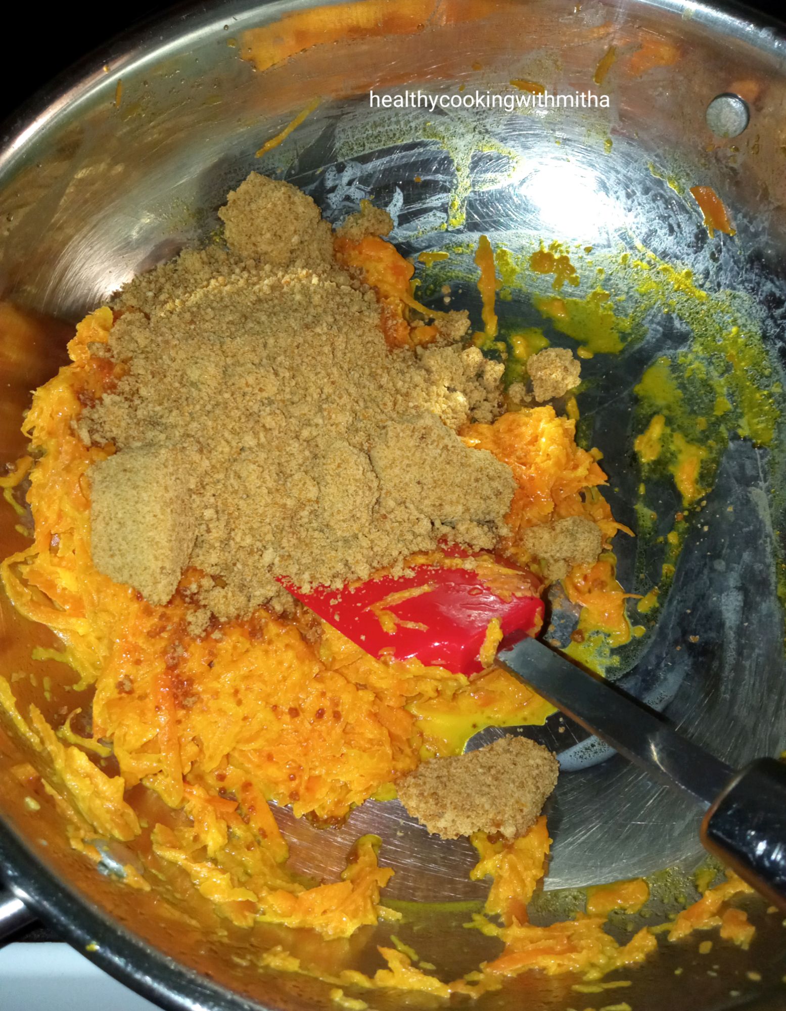 Carrot Jaggery Halwa | Gajar ka halwa with jaggery | Healthy cooking